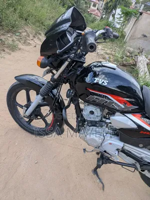 TVS HLX 125 2025 Black