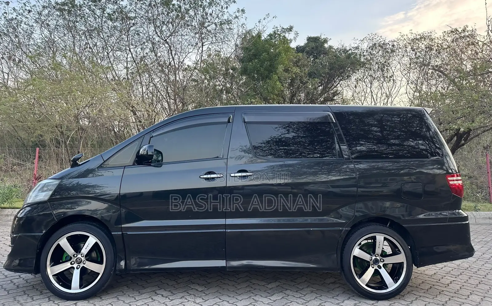 Toyota Alphard 2006 Black