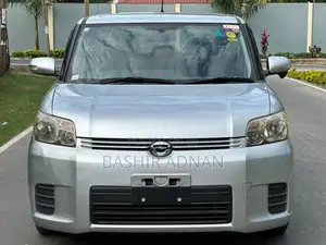 Toyota Corolla Rumion Hatchback 1.5 FWD 2009 Silver