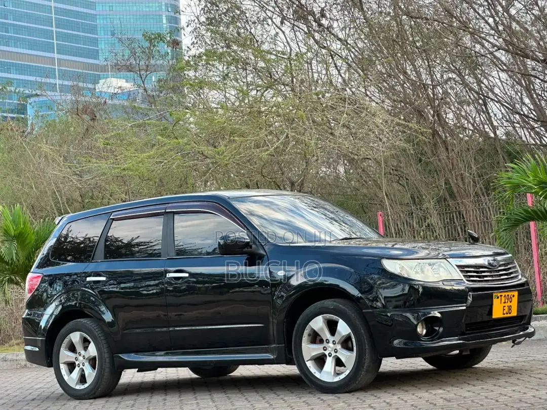 Subaru Forester 2010 Black