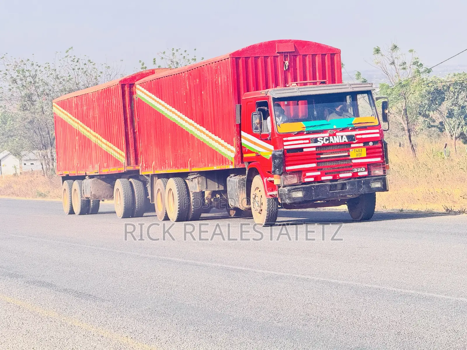Viwanja Viwili (2) Kwa Pamoja Vinauzw Fela Bandar Jiran Na Reli Ya SGR