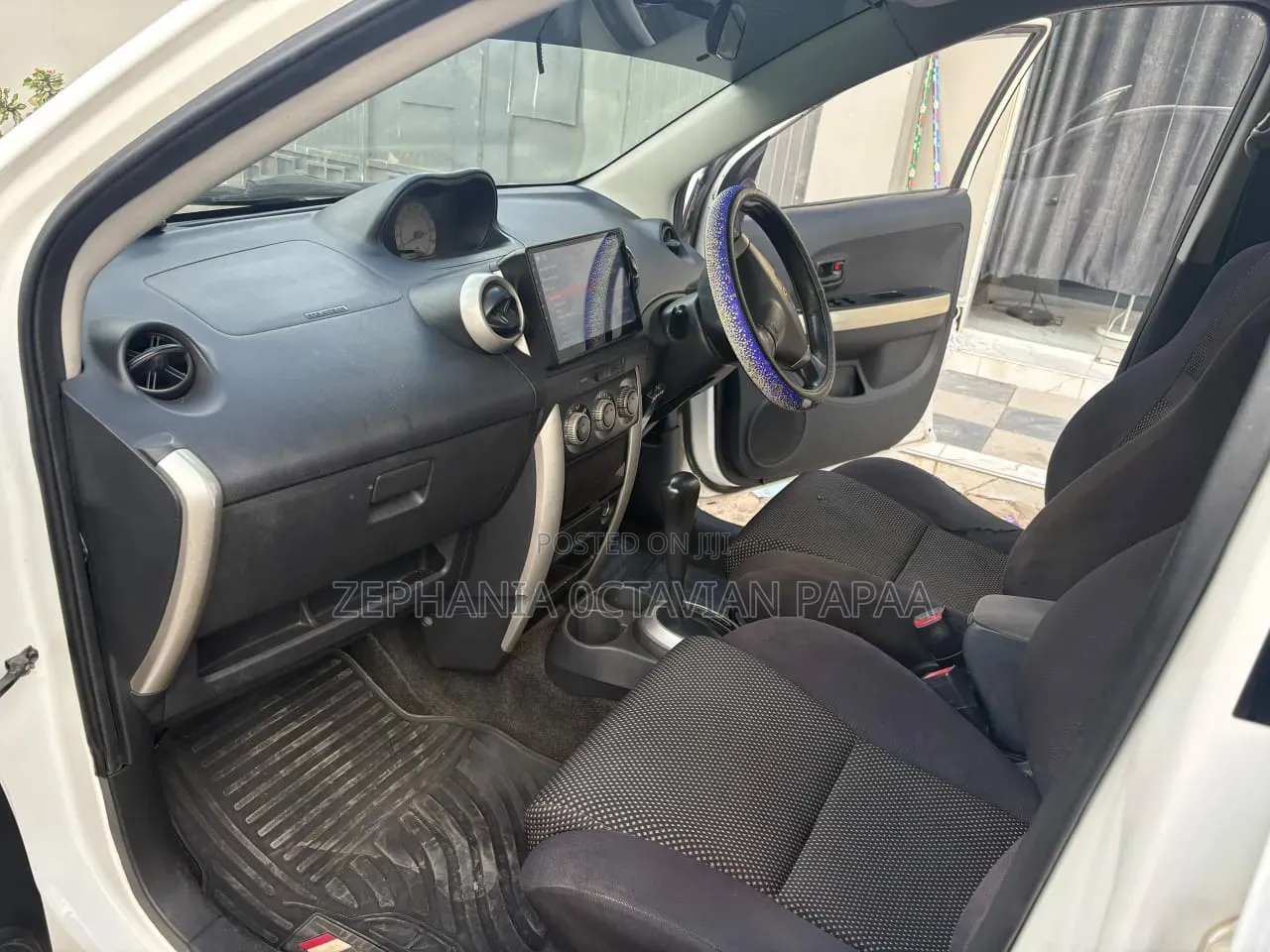 Toyota IST 2004 White