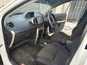 Toyota IST 2004 White
