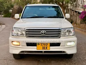 Toyota Land Cruiser 2003 Off white