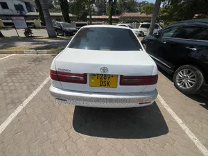 Toyota Corona Premio 1997 Pearl