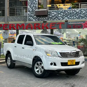 Toyota Hilux 2.5 D-4D SRX 2012 White