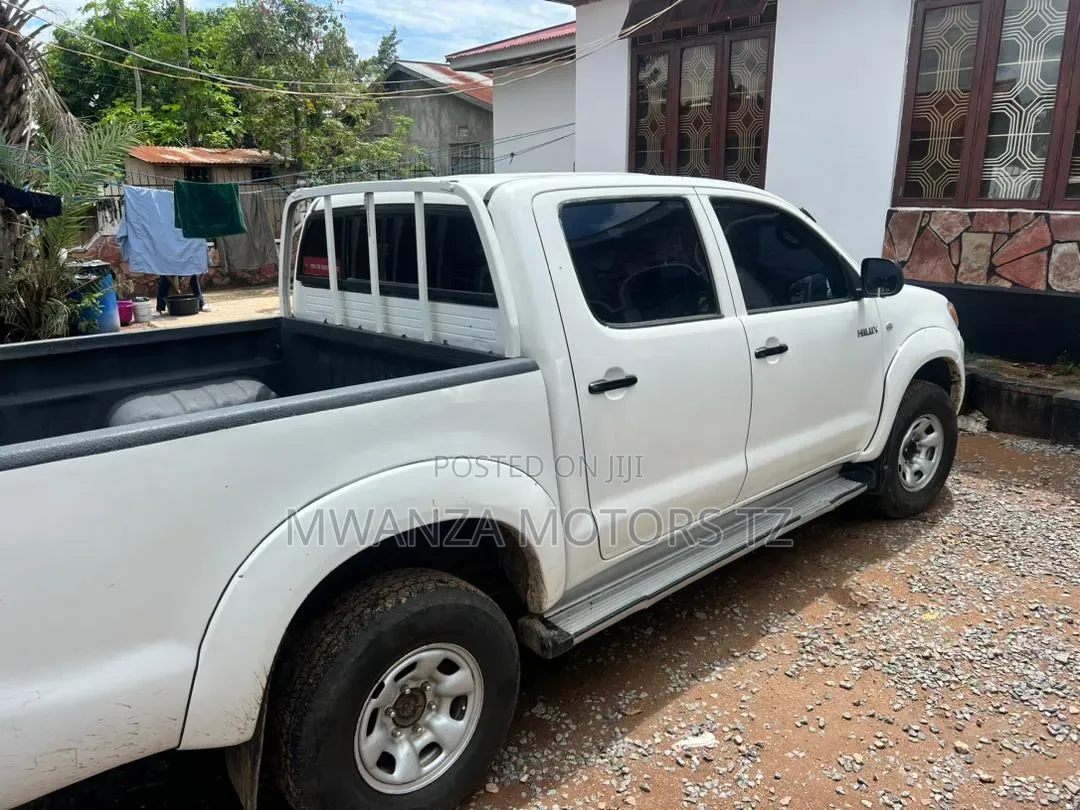 Toyota Hilux 2008 Off white