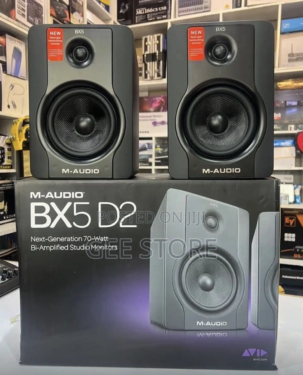 M-Audio BX5 D2 Studio Monitors Speakers