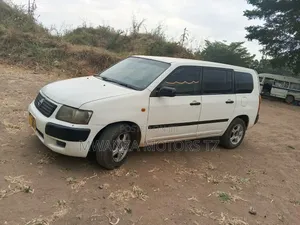 Toyota Succeed 2003 Off white