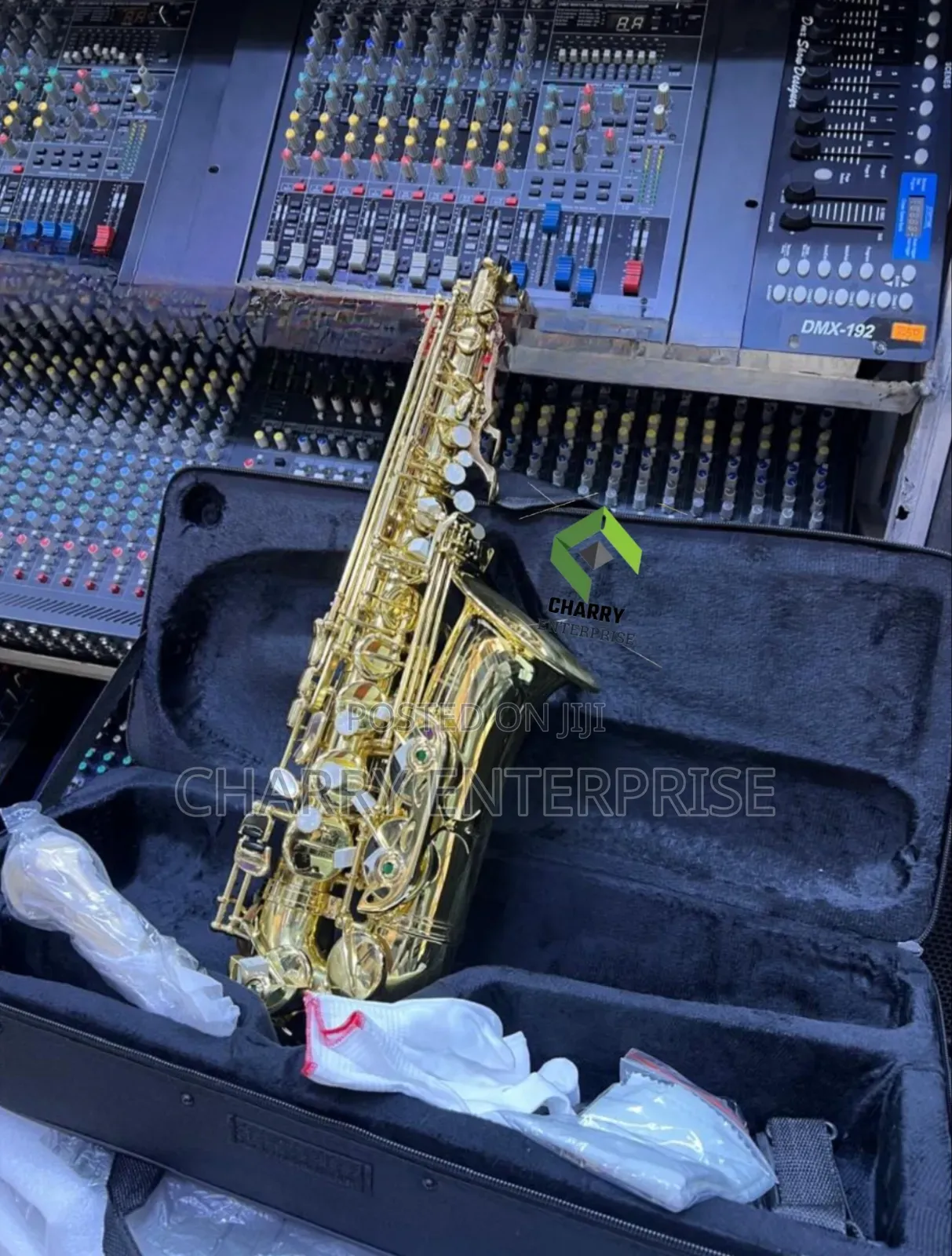 High Quality Gold Saxophone for Best Voicing and Tones