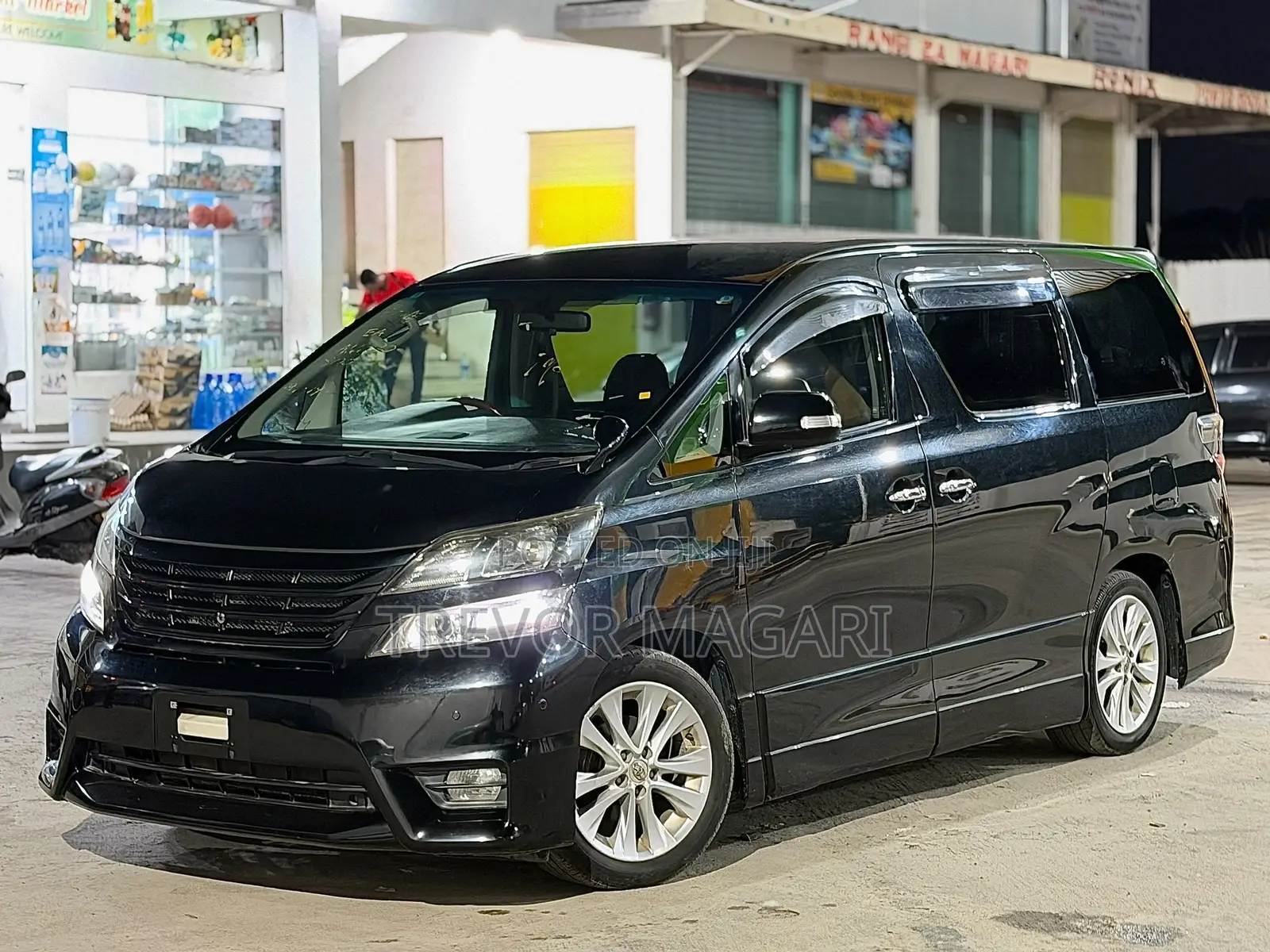 Toyota Vellfire 2009 Black