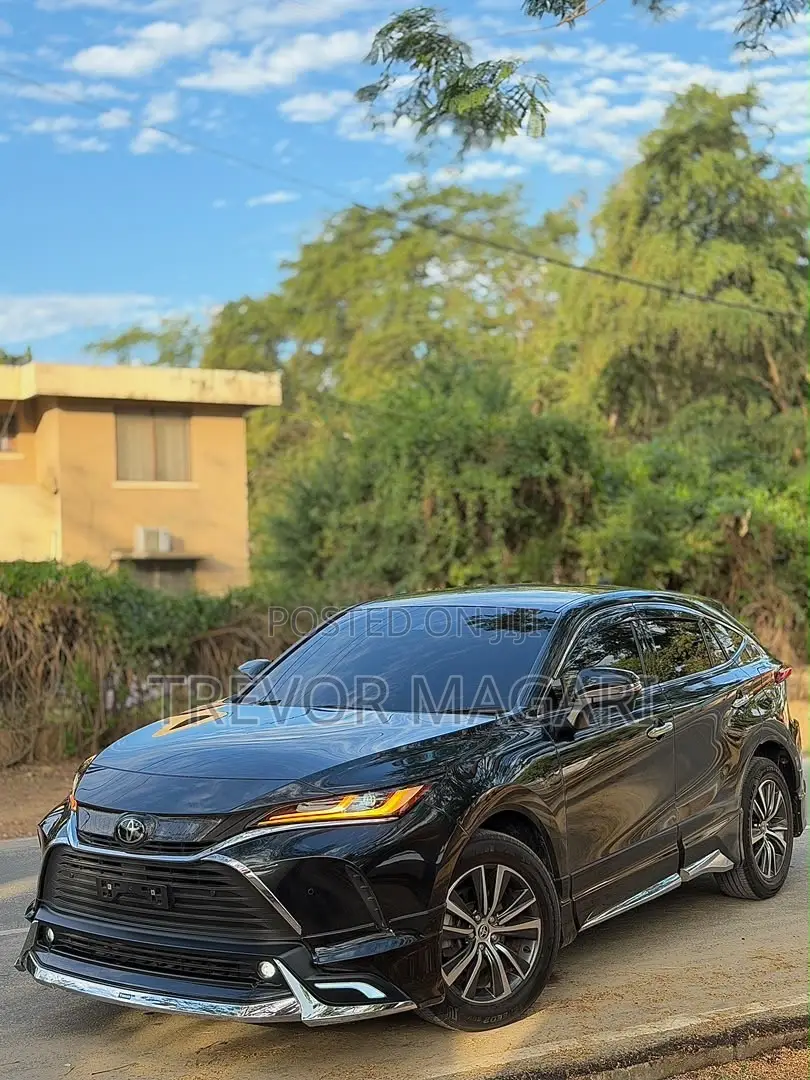Toyota Harrier 2021 Black