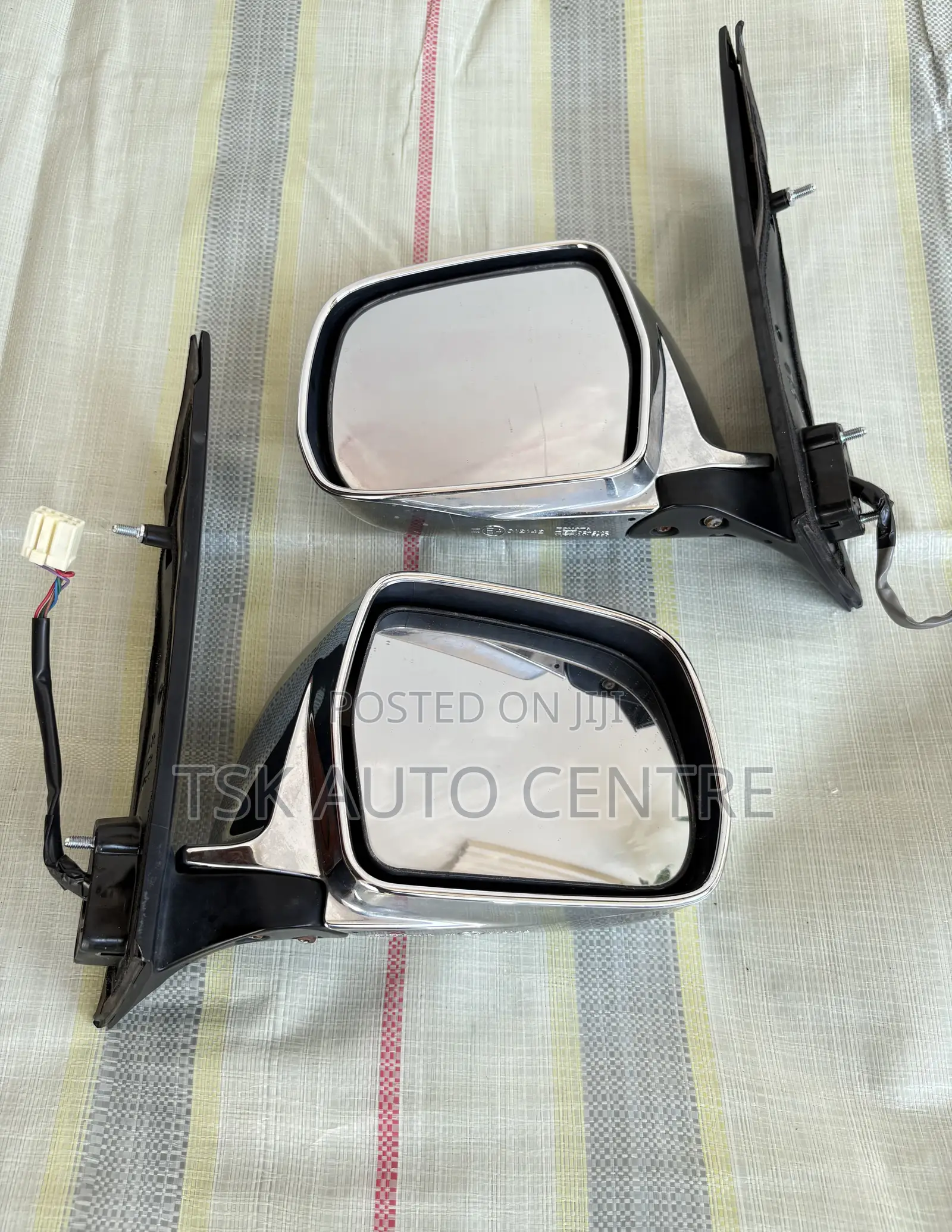 Toyota Noah Side Mirrors