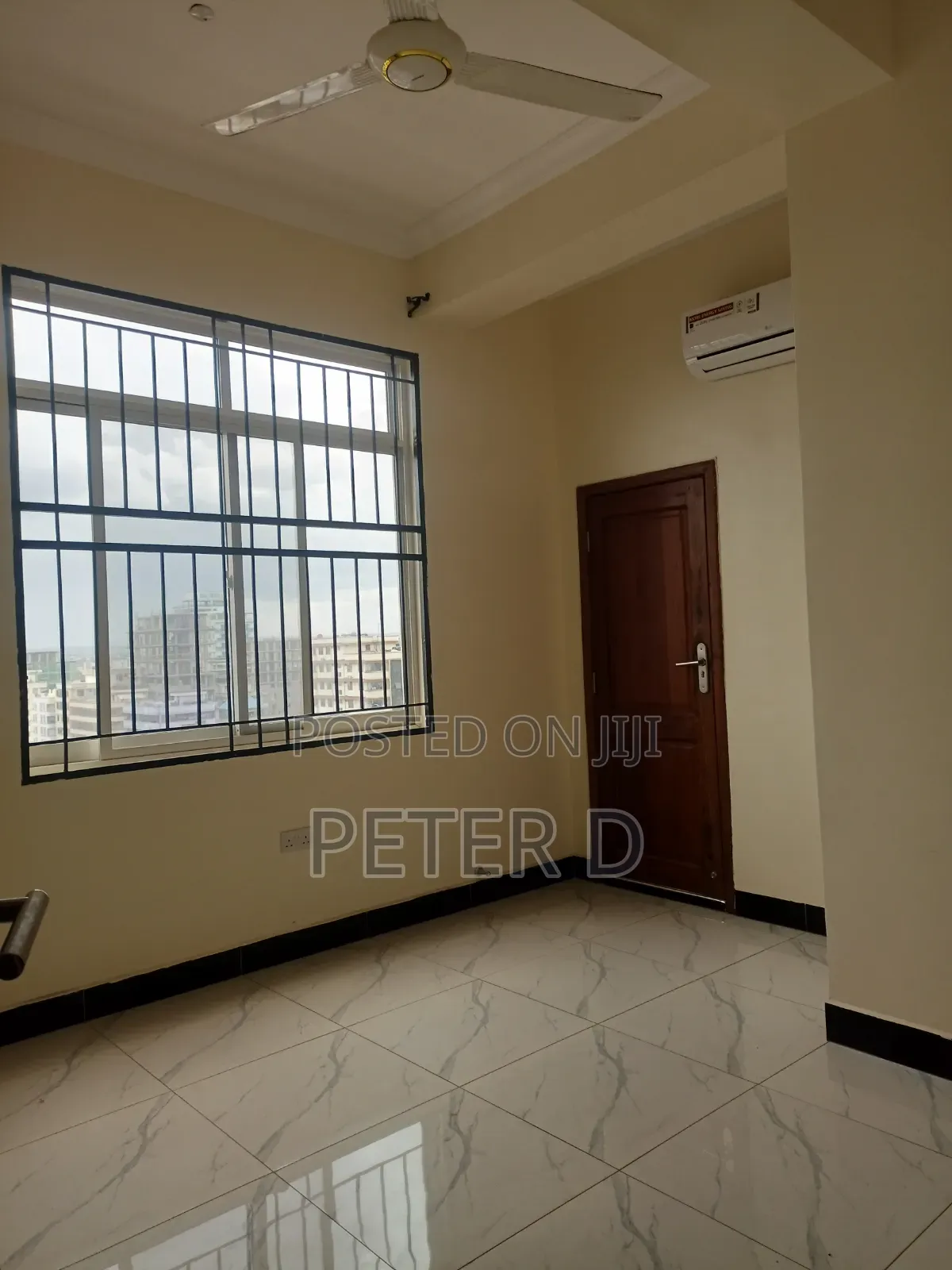 3bdrm Apartment in Kariakoo for rent