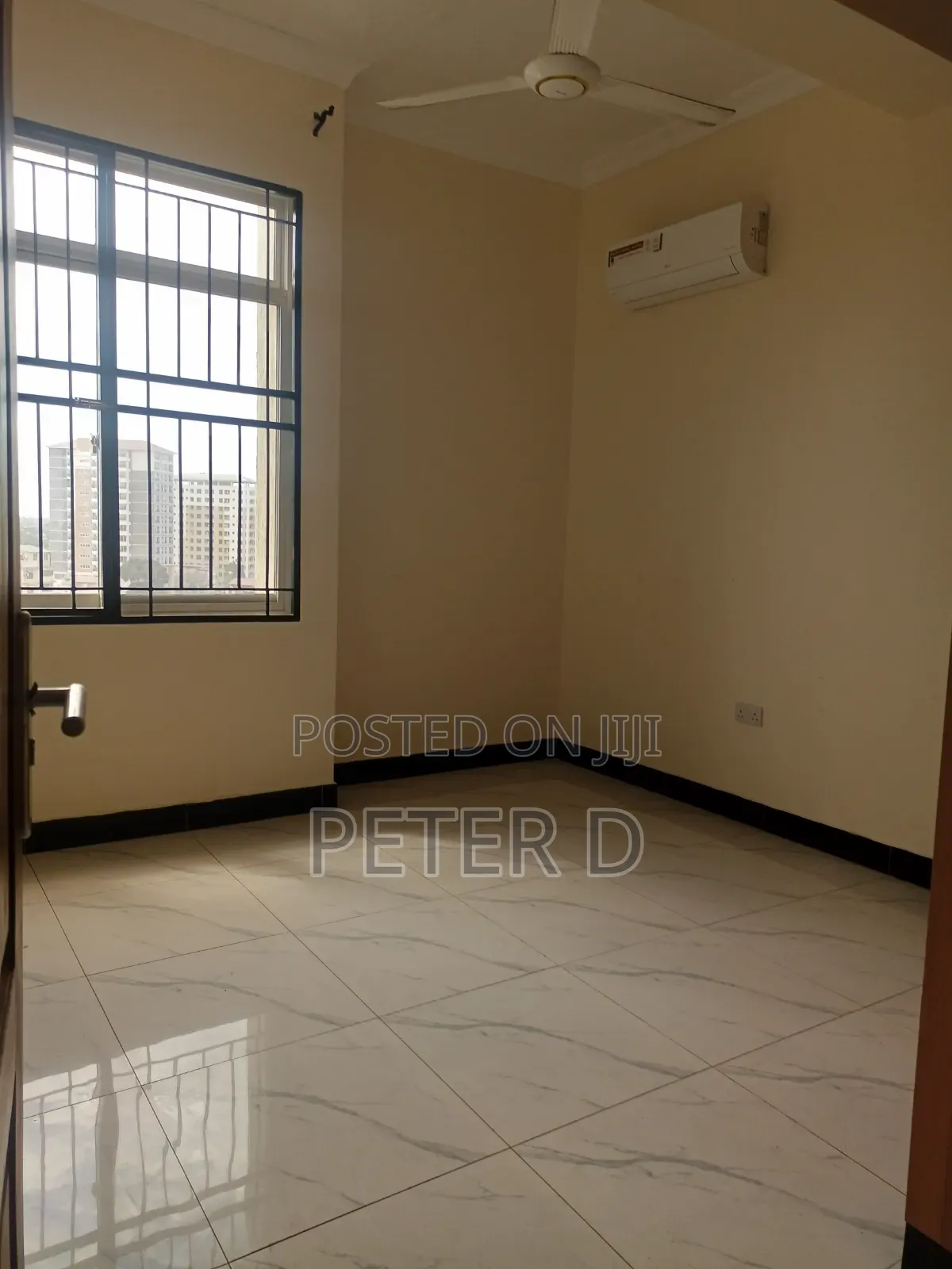 3bdrm Apartment in Kariakoo for rent