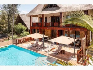 Furnished 8bdrm Villa in Kaskazini A for sale