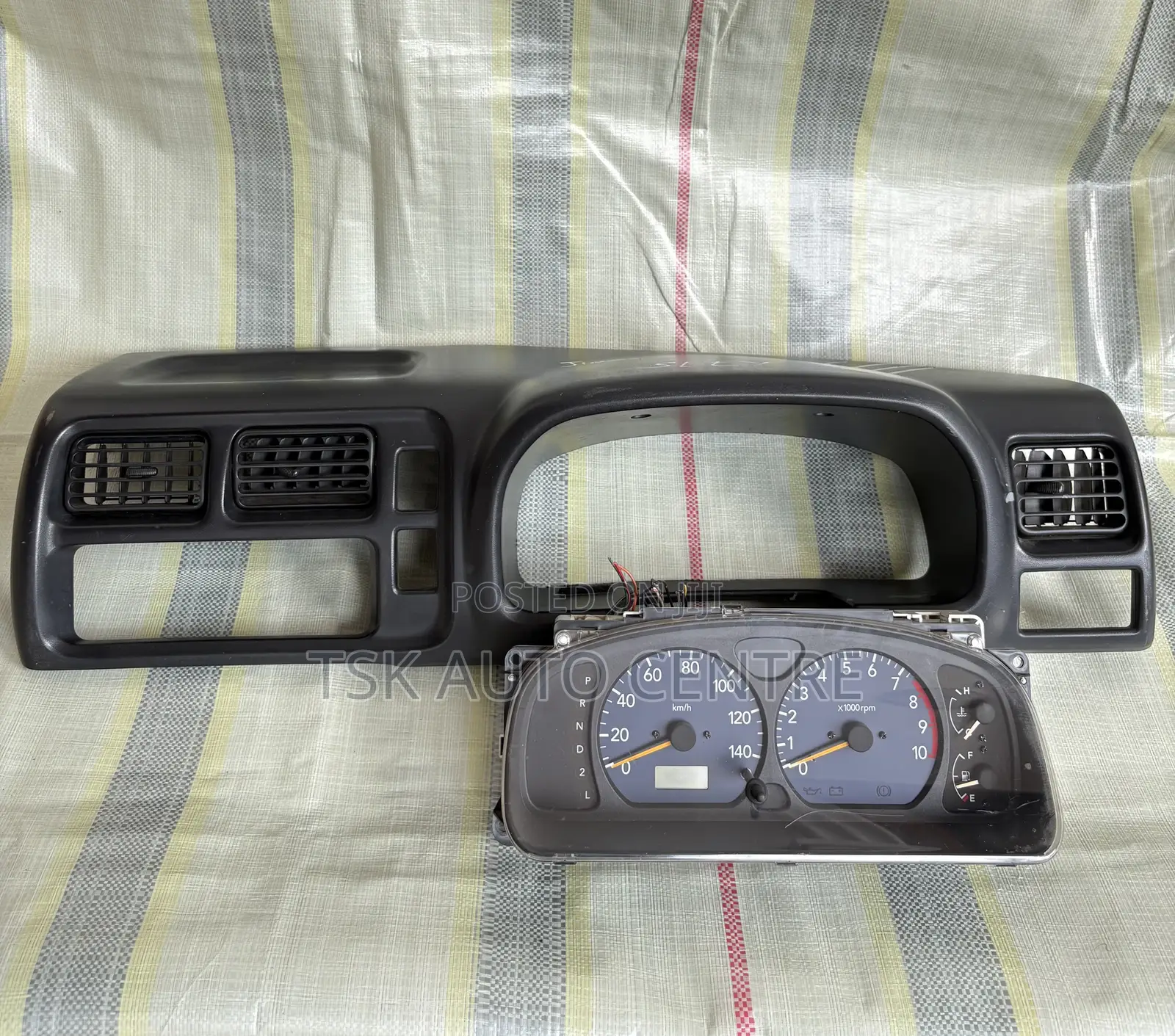 Suzuki Jimny Dashboard Cluster and Panel