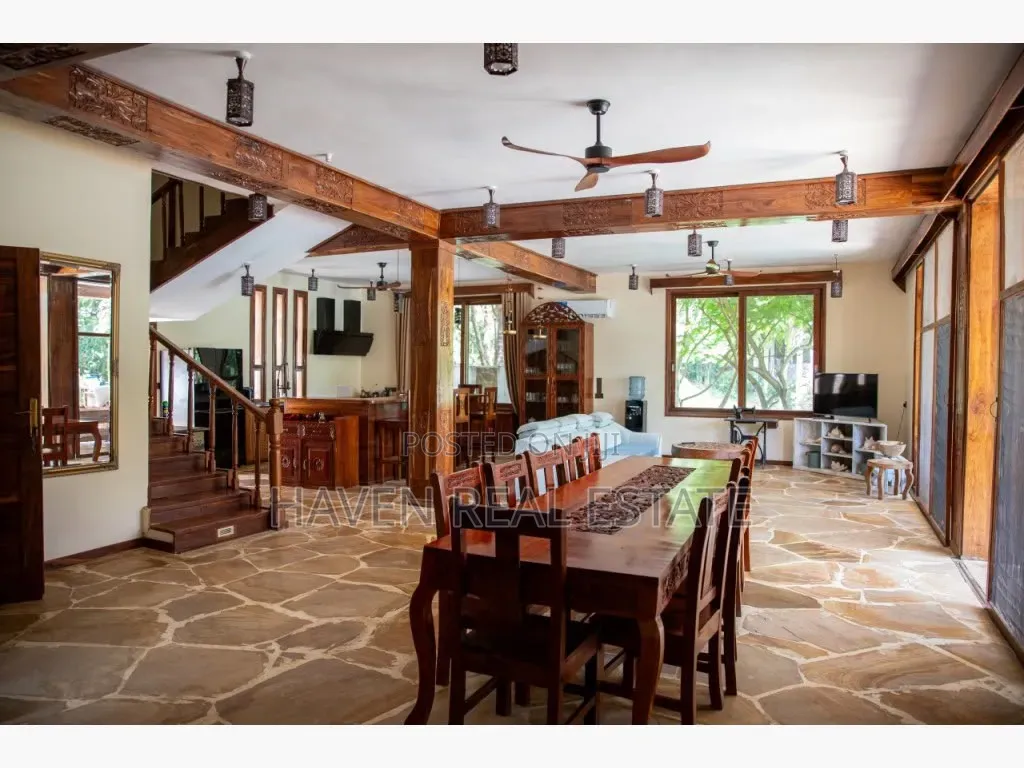 Furnished 8bdrm Villa in Kaskazini A for sale