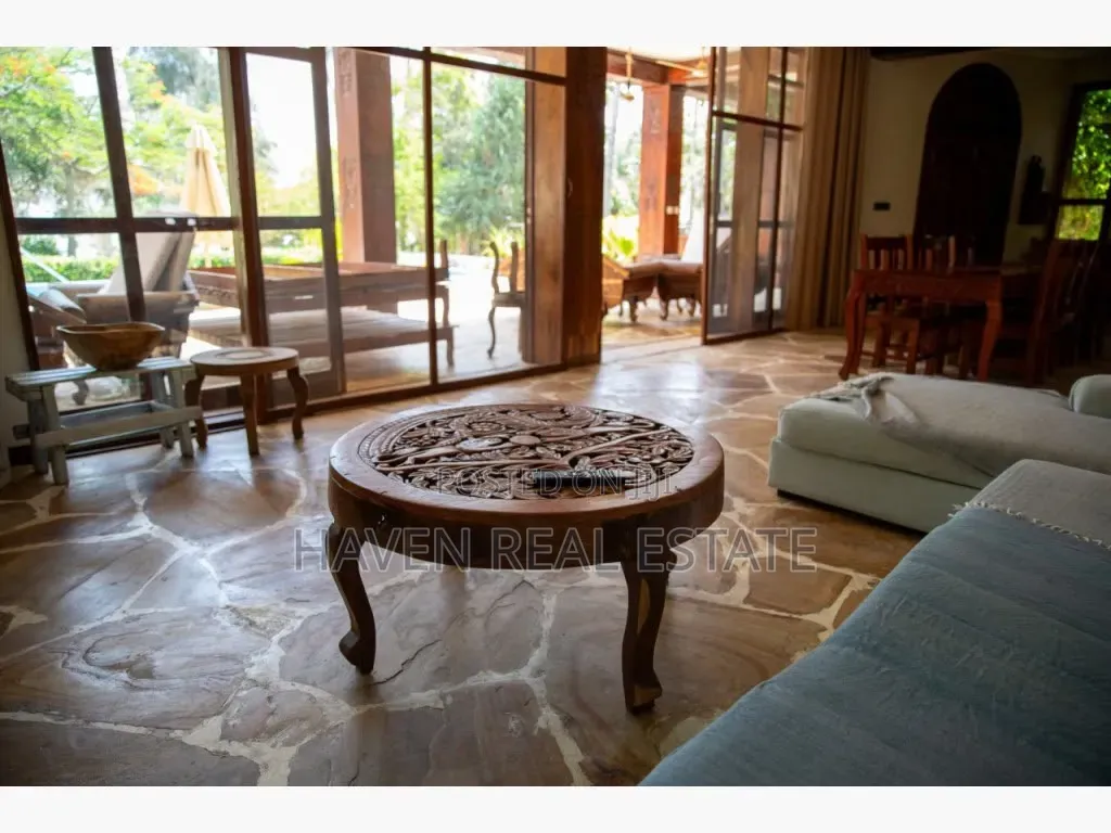 Furnished 8bdrm Villa in Kaskazini A for sale
