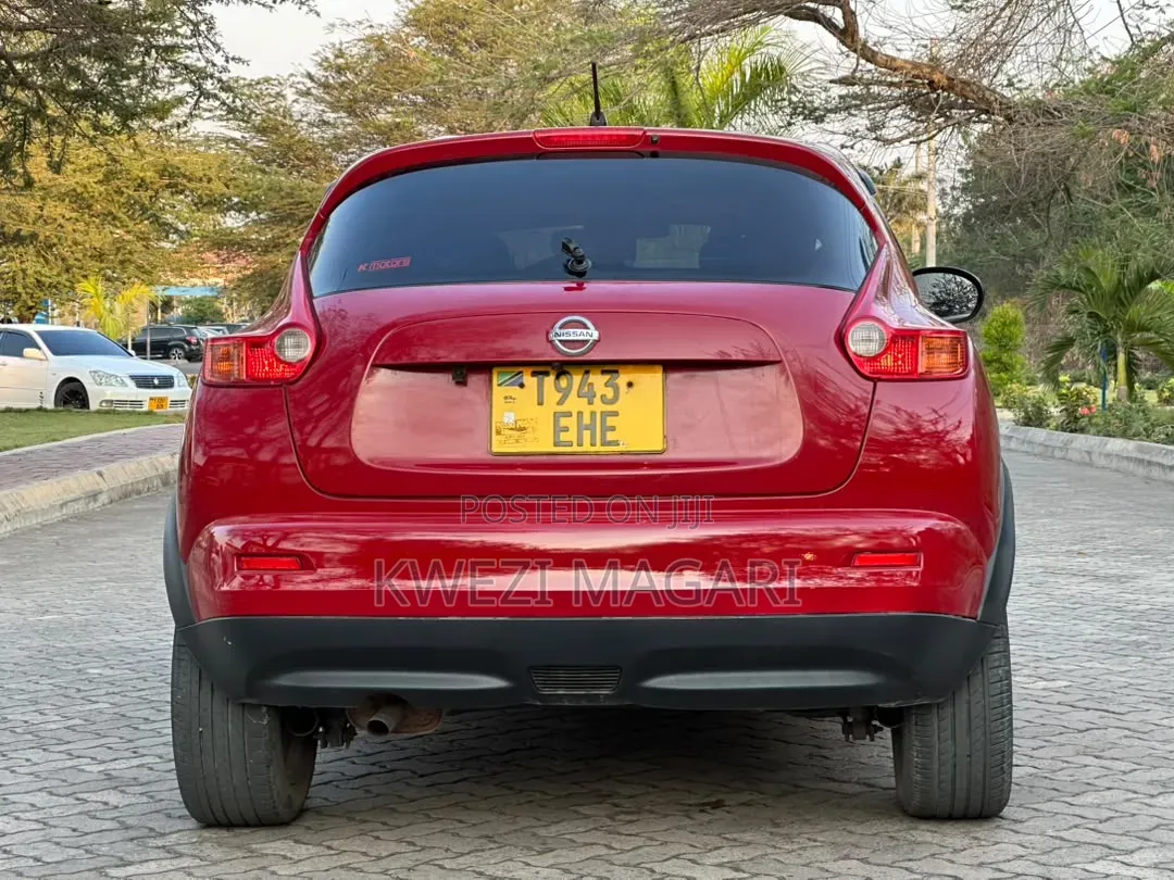 Nissan Juke 2012 Red