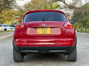 Nissan Juke 2012 Red