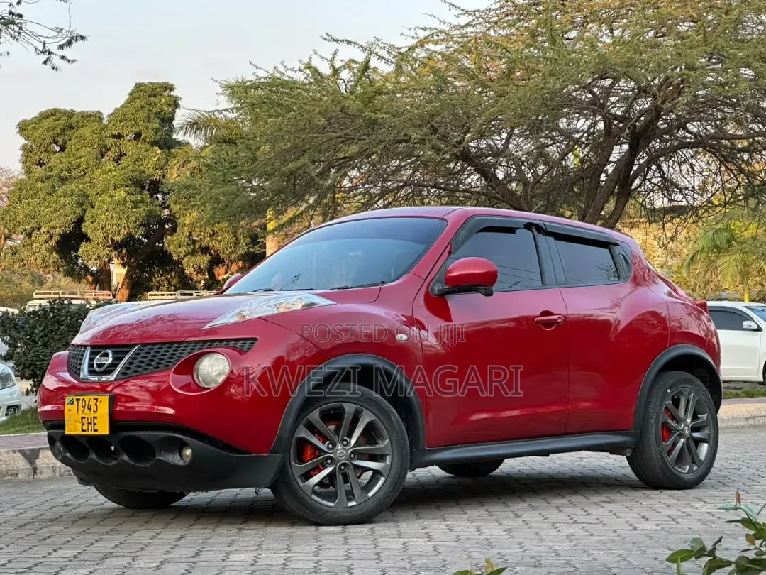 Nissan Juke 2012 Red