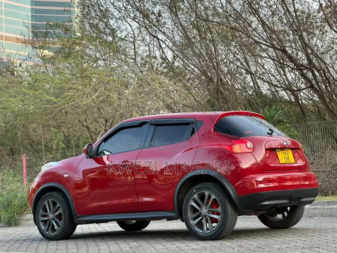 Nissan Juke 2012 Red