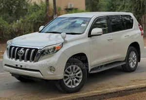 Toyota Land Cruiser Prado 2016 Off white