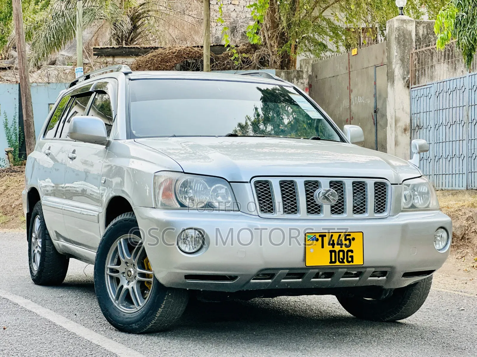 Toyota Kluger 2005 Silver