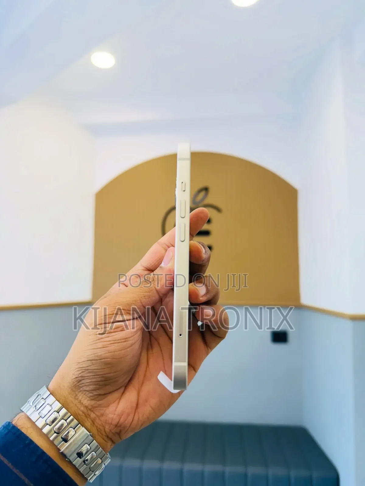 New Apple iPhone 13 256 GB White
