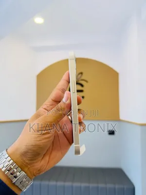 New Apple iPhone 13 256 GB White