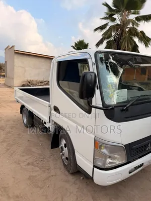 Mitsubishi Canter 1999 White
