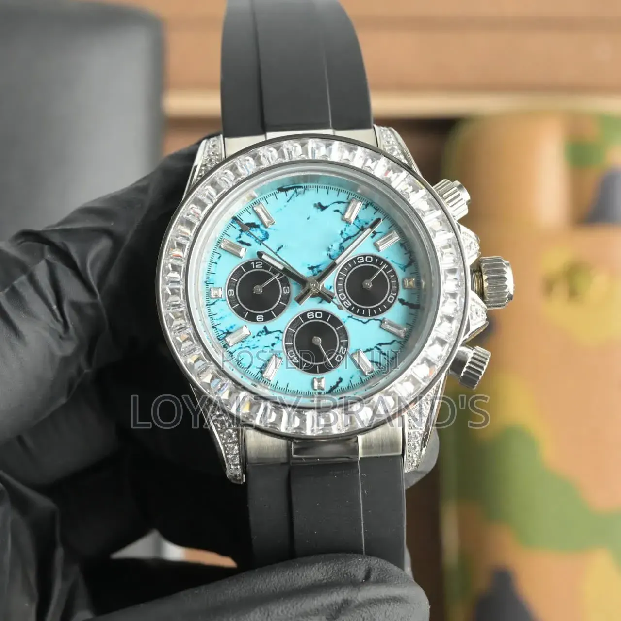 Rolex 
Daytona Tifany With Cristals
Mechanical