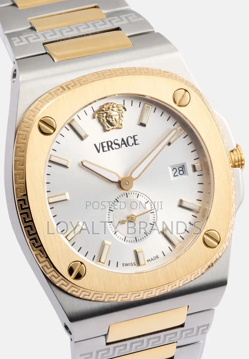 Versace
For Men
Quarts