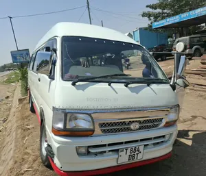 Toyota HiAce 2008 White