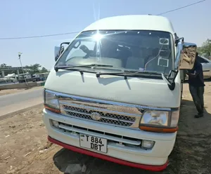 Toyota HiAce 2008 White