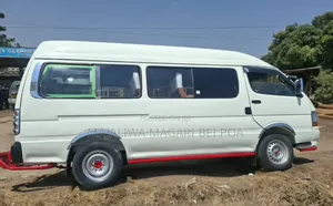 Toyota HiAce 2008 White