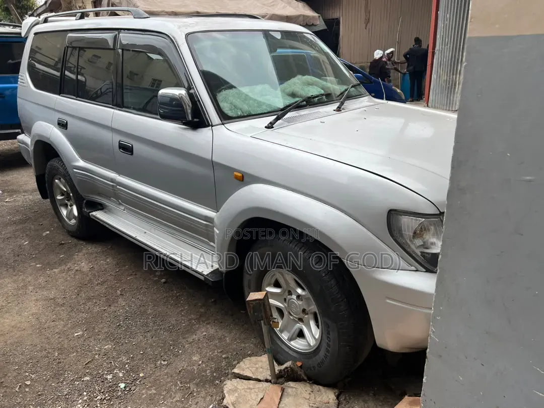 Toyota Land Cruiser Prado 1998 Silver