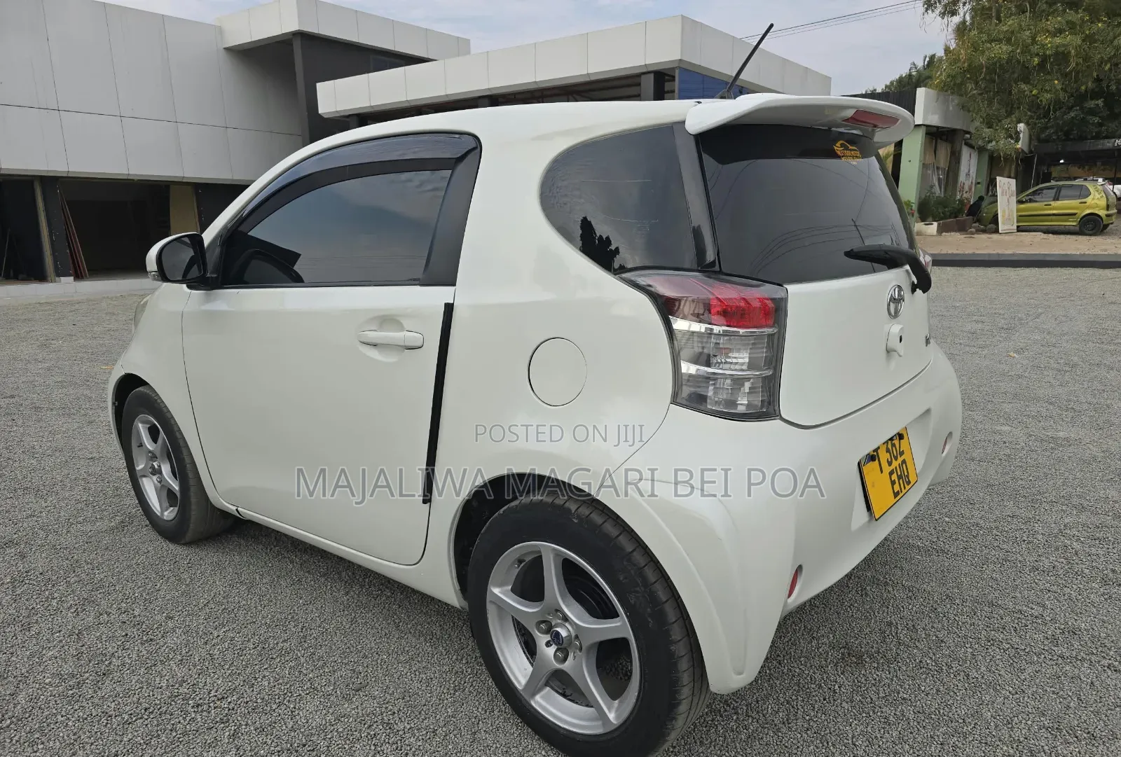 Toyota iQ 2008 White