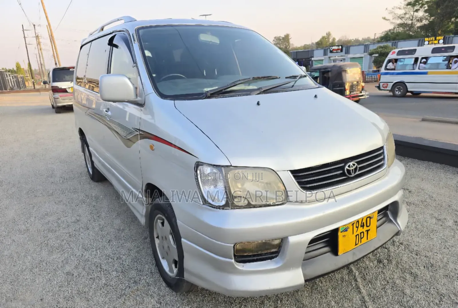 Toyota Noah 2009 Silver