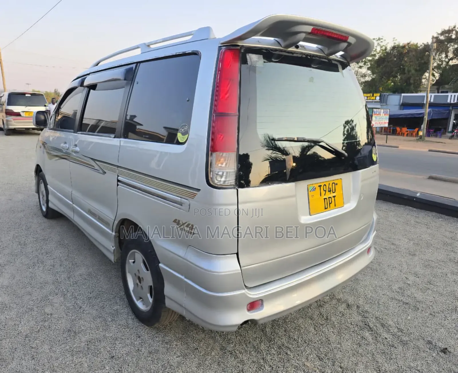 Toyota Noah 2009 Silver