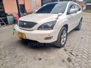 Toyota Harrier 2006 White