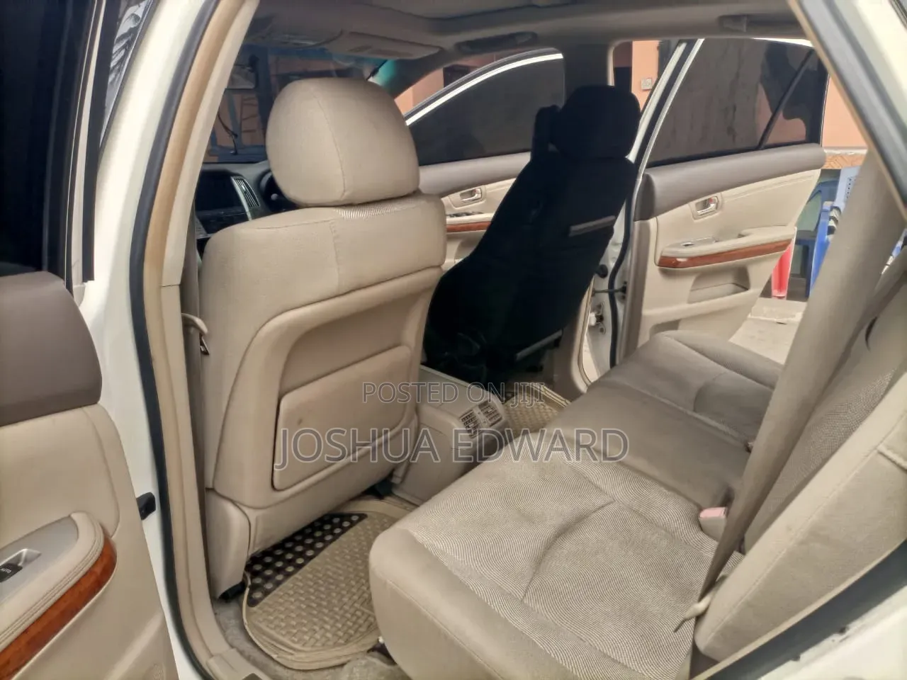 Toyota Harrier 2006 White
