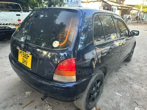 Toyota Starlet 2002 Black