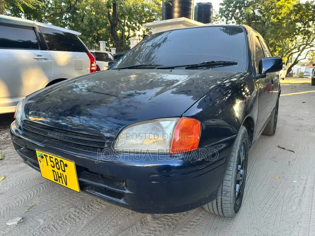 Toyota Starlet 2002 Black