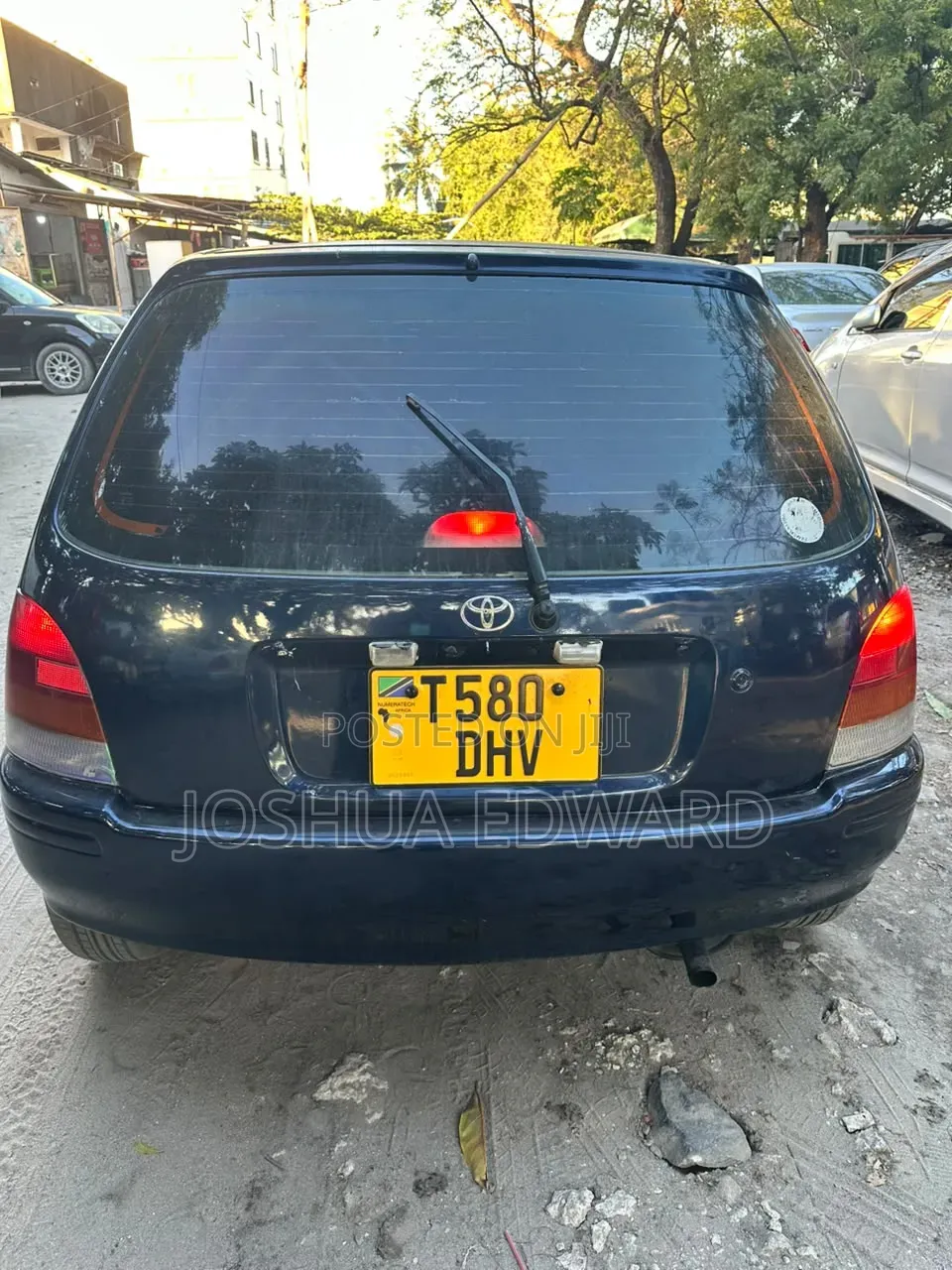 Toyota Starlet 2002 Black