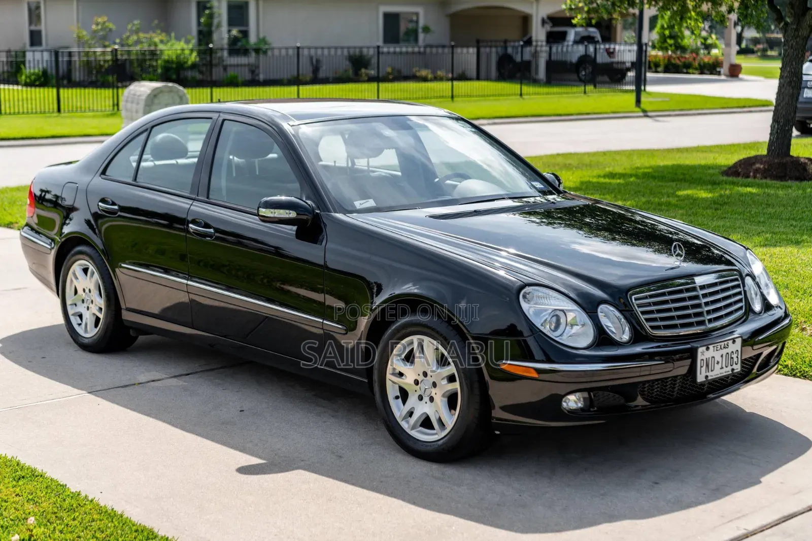 Mercedes-Benz E320 2010 Black