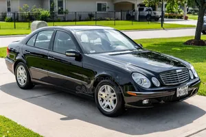 Mercedes-Benz E320 2010 Black