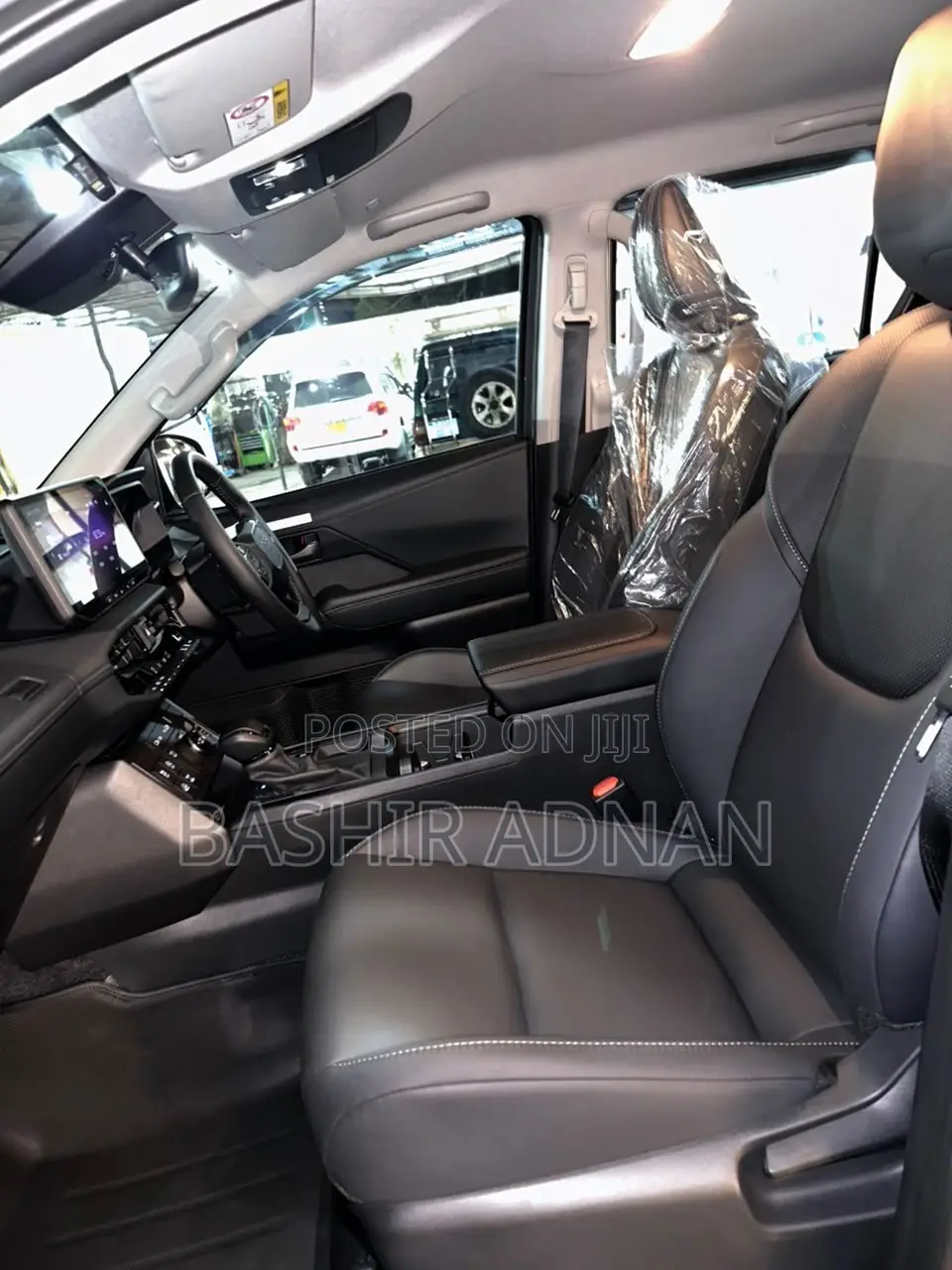 New Toyota Hilux 2026 Gray
