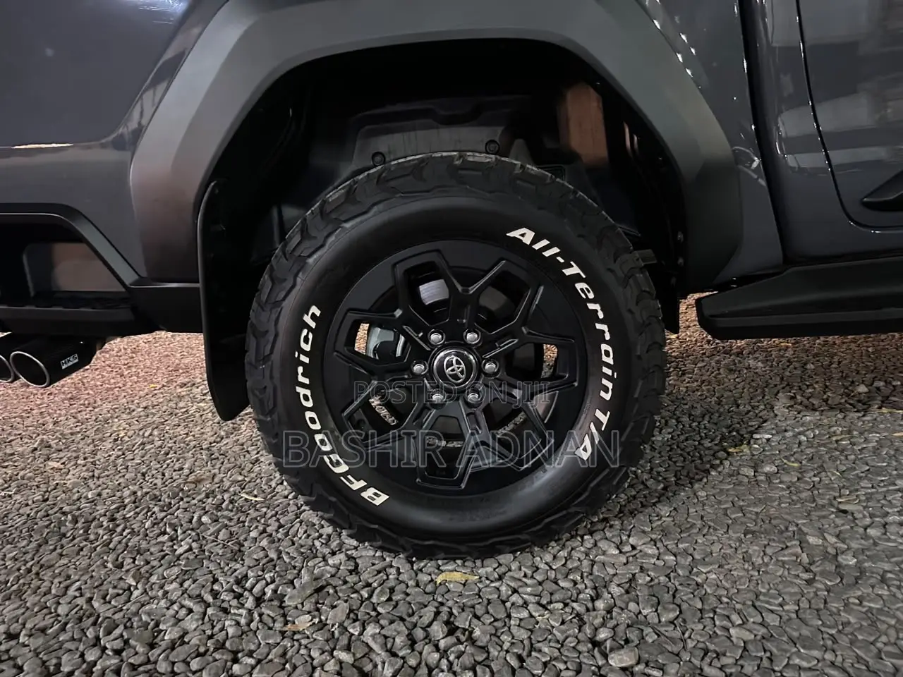New Toyota Hilux 2026 Gray